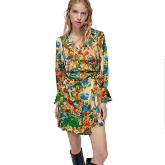 Zara Dresses & Skirts - ZARA floral mini dress